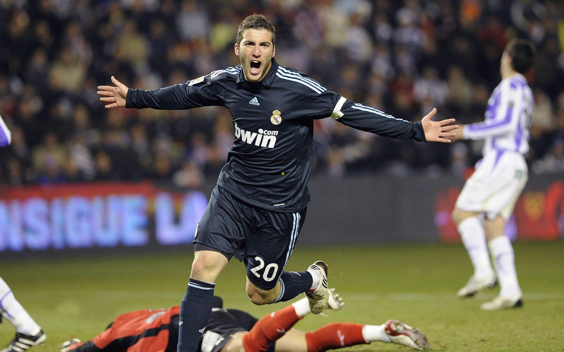 强势限薪政策重拳出击，中超联赛未来何去何从？